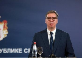 Srbiji uvedene sankcije na rusku naftu, Vučić i Brnabićka krive Hrvatsku