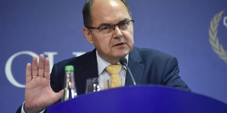 Visoki predstavnik Christian Schmidt nametnuo izmjene Izbornog zakona BiH