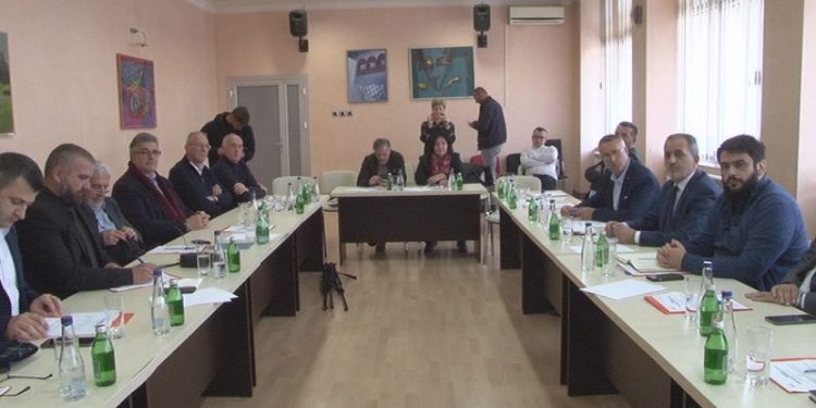 U Novom Pazaru održan okrugli sto „Kakvo Bošnjačko nacionalno vijeće nam treba“