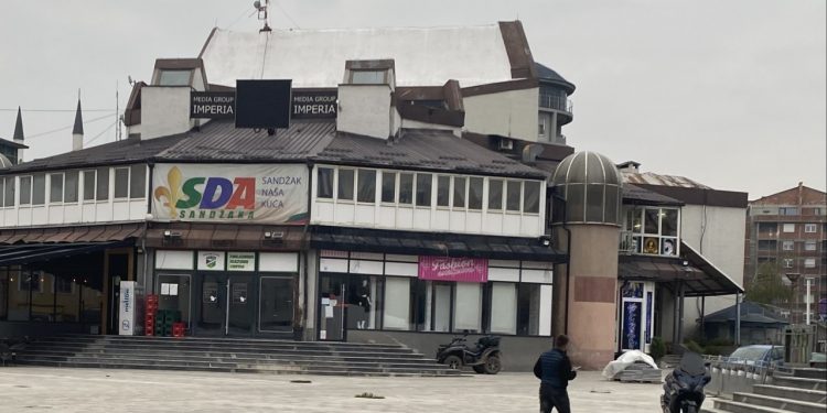 Tutinske opštinske ustanove zbog neplaćanja ostale bez struje