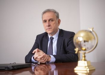 Ponoš: Dron se ne obara mitraljezom aviona, Vučić se bavi spinovima