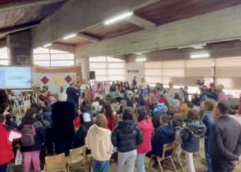 (VIDEO) U tutinskoj osnovnoj školi Rifat Burdžović Tršo obilježen Dan Sandžaka