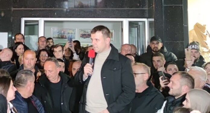 Husein Memić proglasio pobjedu