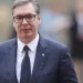 (VIDEO) Na Vučića zamalo pao reflektor, on se pohvalio – „Nisam se ni pomjerio“