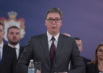 Srbi se sutra povlače iz institucija Kosova, Vučić otkazao sve posjete