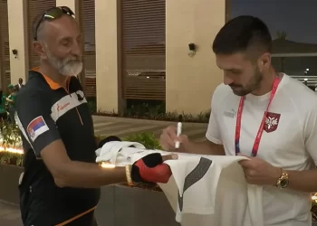 (VIDEO) Srbijanac nakon četiri mjeseca vožnje bicikla stigao u Katar, dočekao ga Dušan Tadić