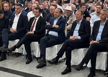 Rasim Ljajić u Tutinu: ” Učiniću sve da Dom kulture bude rekonstruisan i obnovljen”