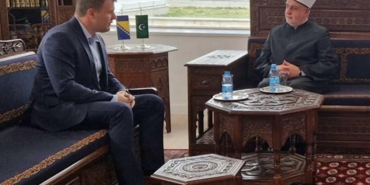 Husein Memić posjetio reisul-ulemu Husein ef. Kavazovića