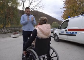 (VIDEO) Humani Sandžaklije iz Turske platiće operaciju nepokretnoj Pazarki Mersiji Bibić