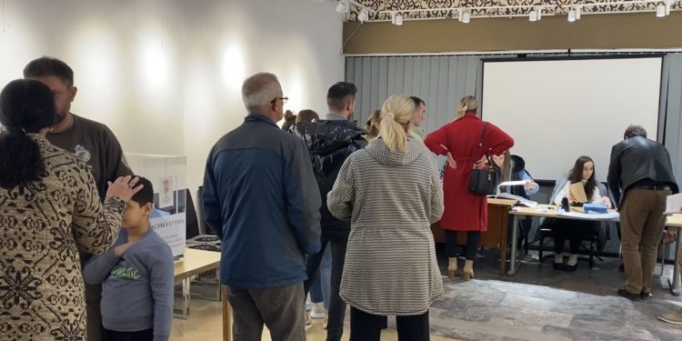 U Tutinu na izborima za BNV do 16 sati glasalo 28 % birača