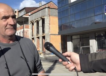 (VIDEO) Izgrađuju se trotoari u ulici Ibarskoj u Tutinu