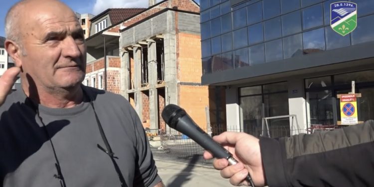 (VIDEO) Izgrađuju se trotoari u ulici Ibarskoj u Tutinu