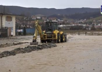 (VIDEO) U Tutinu proglašena vanredna situacija zbog poplava
