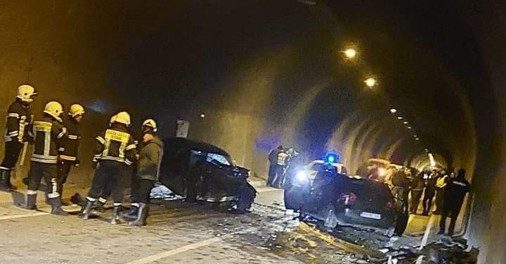 ROŽAJE : Prema nezvaničnim informacijama jedna osoba je poginula Teška saobraćajna nesreća u tunelu Lokve.