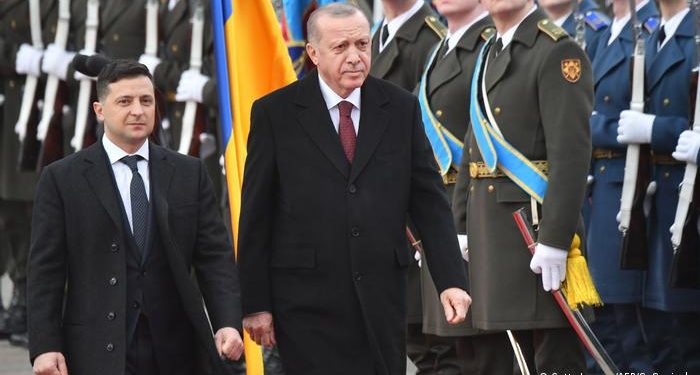 Turska ulaže nove napore  u postizanju mira između Rusije i Ukrajine? Erdogana poštuje i istok i zapad.