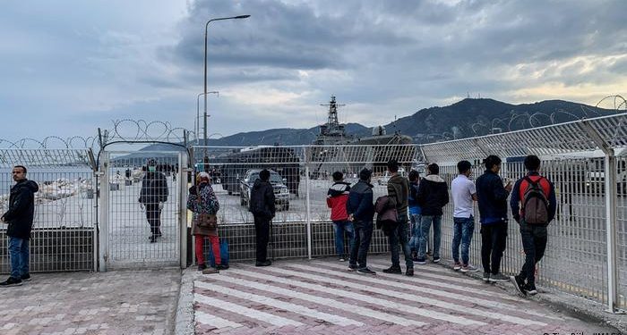 ŽALOSNO: Na trajektima između Italije i Grčke postoje tajni zatvori u kojima se – protivno svim zakonima – u jadnim uvjetima drže izbjeglice