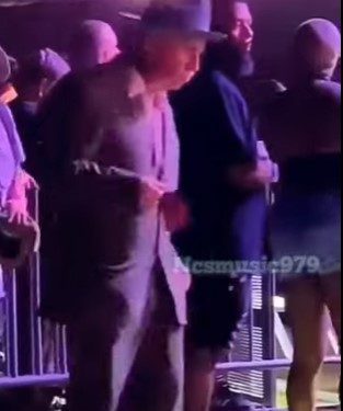 (VIDEO) Stari midžo  neverovatnim plesom zapalio internet