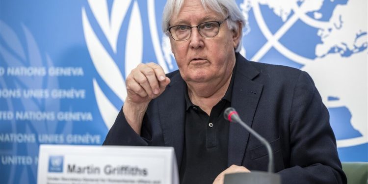 Potvrđeno je da je najmanje 24.596 ljudi poginulo u zemljotresu. Kordinator UN izjavio da će se broj stradalih  u Turskoj i Siriji verovatno udvostručiti