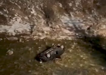 (VIDEO) Troje poginulih u nesreći na putu Tutin-Rožaje. Auto sleteo sa puta u rijeku Ibar