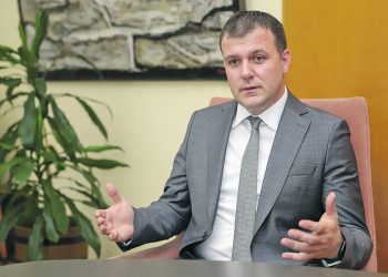 MINISTAR MEMIĆ :  Ove godine izgradiće se  četiri omladinska centra po evropskim standardima u Nišu, Subotici, Somboru i Novom Pazaru