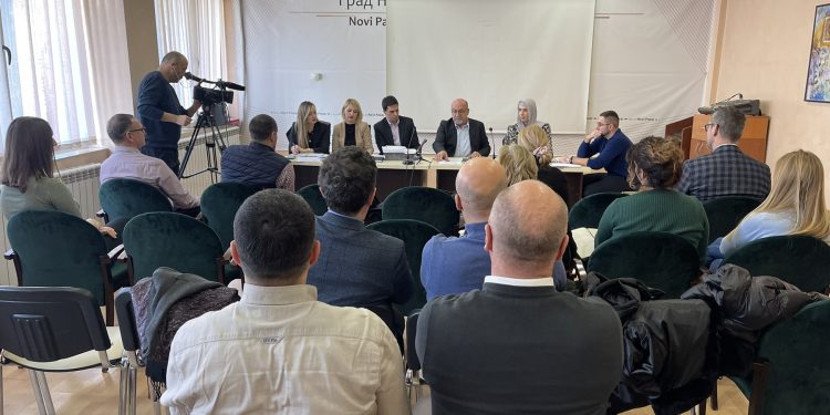 NOVI PAZAR: GRADSKE VLASTI IZDALE LOKALE POD ZAKUP. U KASU POLA MILIONA EURA. JAVNI INTERS SAČUVAN, BOLJI MODEL OD PRODAJE