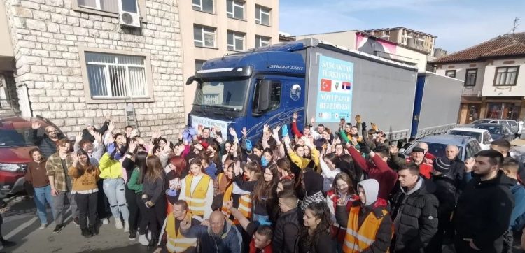 KAMIONI POMOĆI IZ PAZARA KRENULI ZA TURSKU! Biševac: Grad koji ima veliko srce