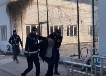 Turska: 400 osoba uhapšeno  u vezi sa objektima uništenim u zemljotresima, u kojima su uočeni gradjevinski propusti i kršenja normi.