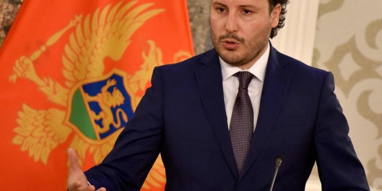 (VIDEO) KALIĆI IZ ROŽAJA NA UDARU. DRITAN ABAZOVIĆ: Da smo imali ANTIMAFIJA ZAKON, Kalićima iz Rožaja, bismo oduzeli 20 miliona eura. Ovako im je država vratila sve sa kamatom.