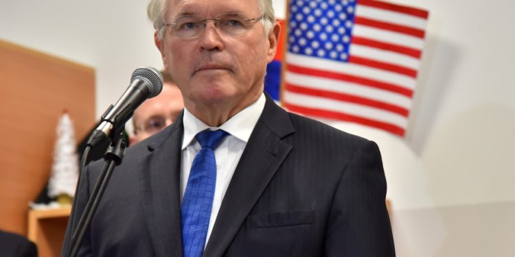 Američki ambasador Hil o razgovorima u Ohridu: ‘Srbija prihvatila evropsku budućnost’