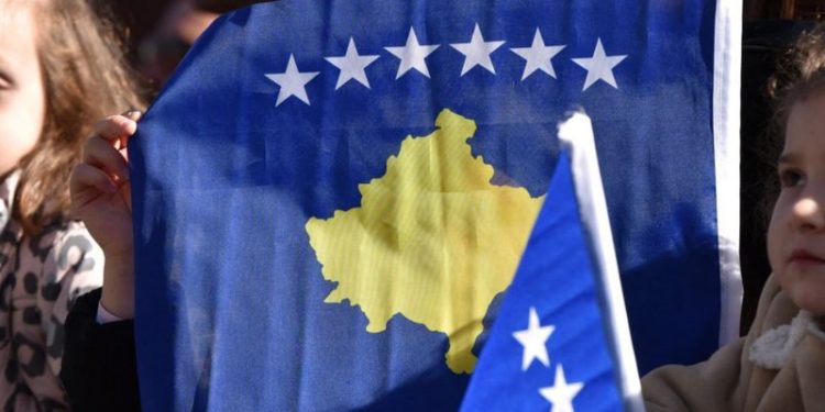 Kosovo i vize: Stanovnici Kosova od Nove godine u Evropsku uniju bez viza