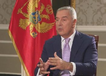 Milo Đukanović podnio ostavku na mjesto predsjednika DPS-a