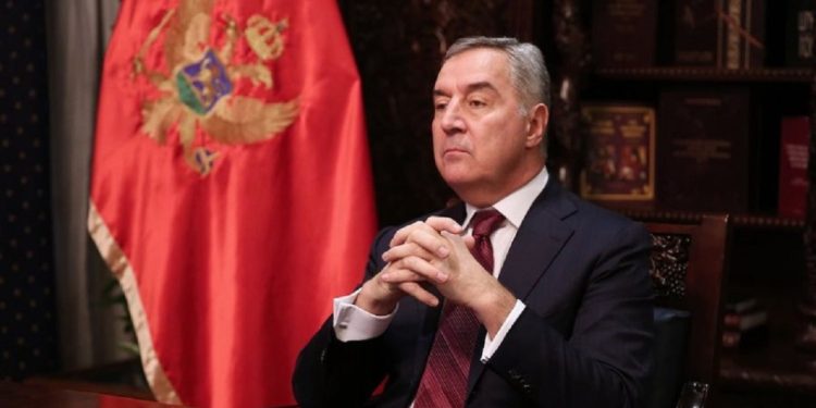 Počela osveta i revanšizam nad odlazećim predsjednikom.  Milu Đukanoviću inspekcija naredila da sruši nelegelne objekte u Nikšiću